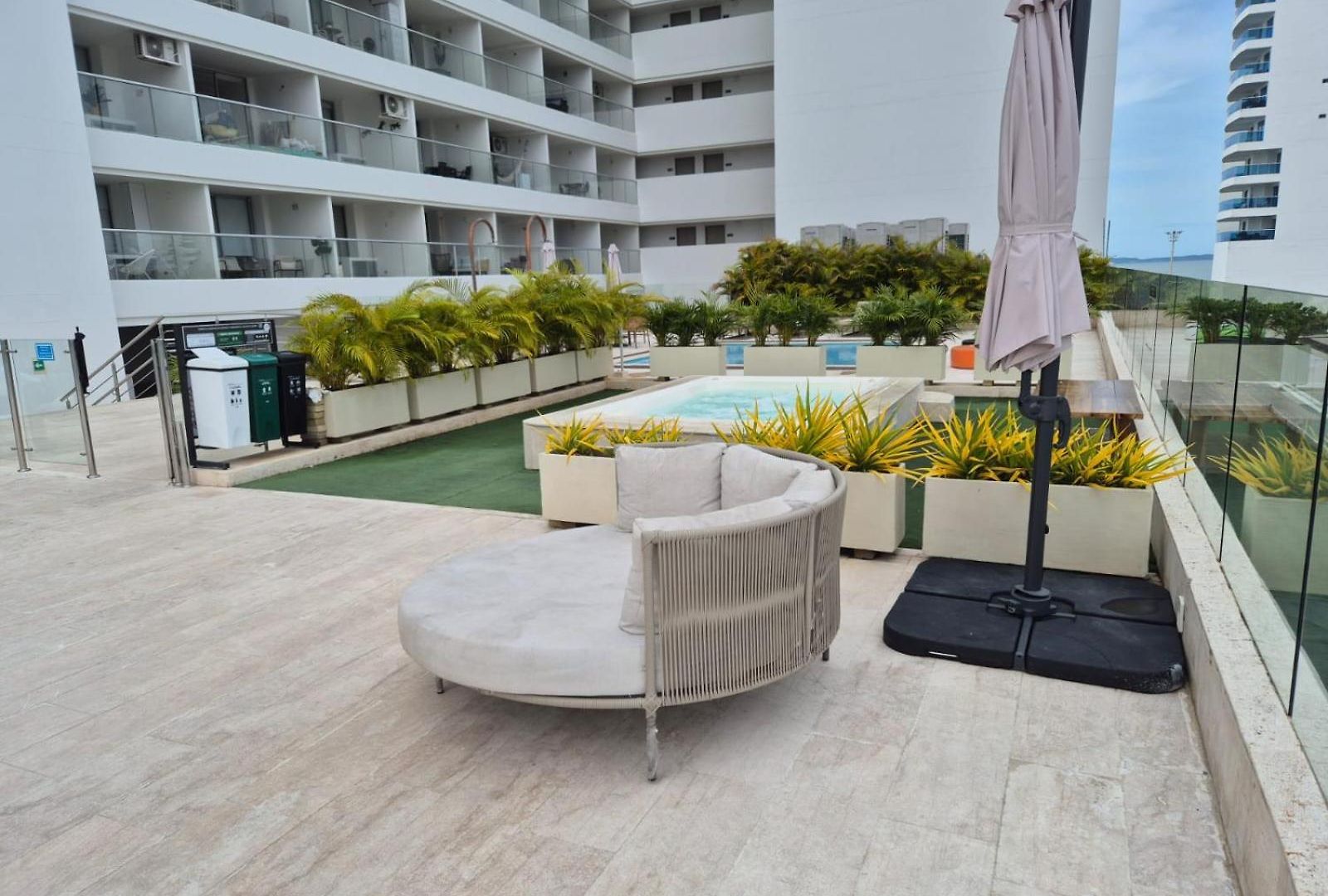 Apartamento - Piscina - Jacuzzi - Cerca Aeropuerto Cartagena Beach
