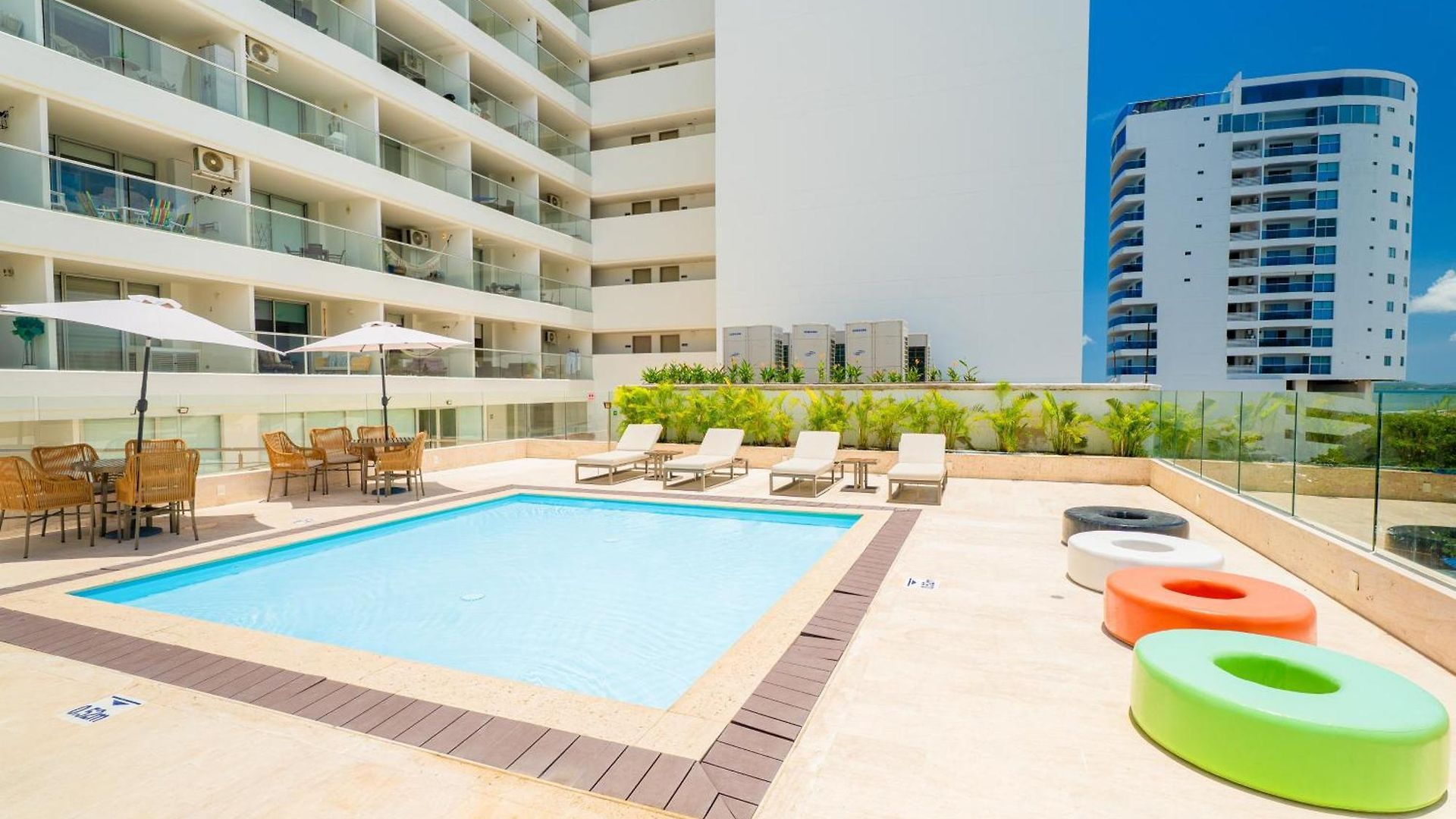 Apartamento - Piscina - Jacuzzi - Cerca Aeropuerto Cartagena Beach * Cartagena