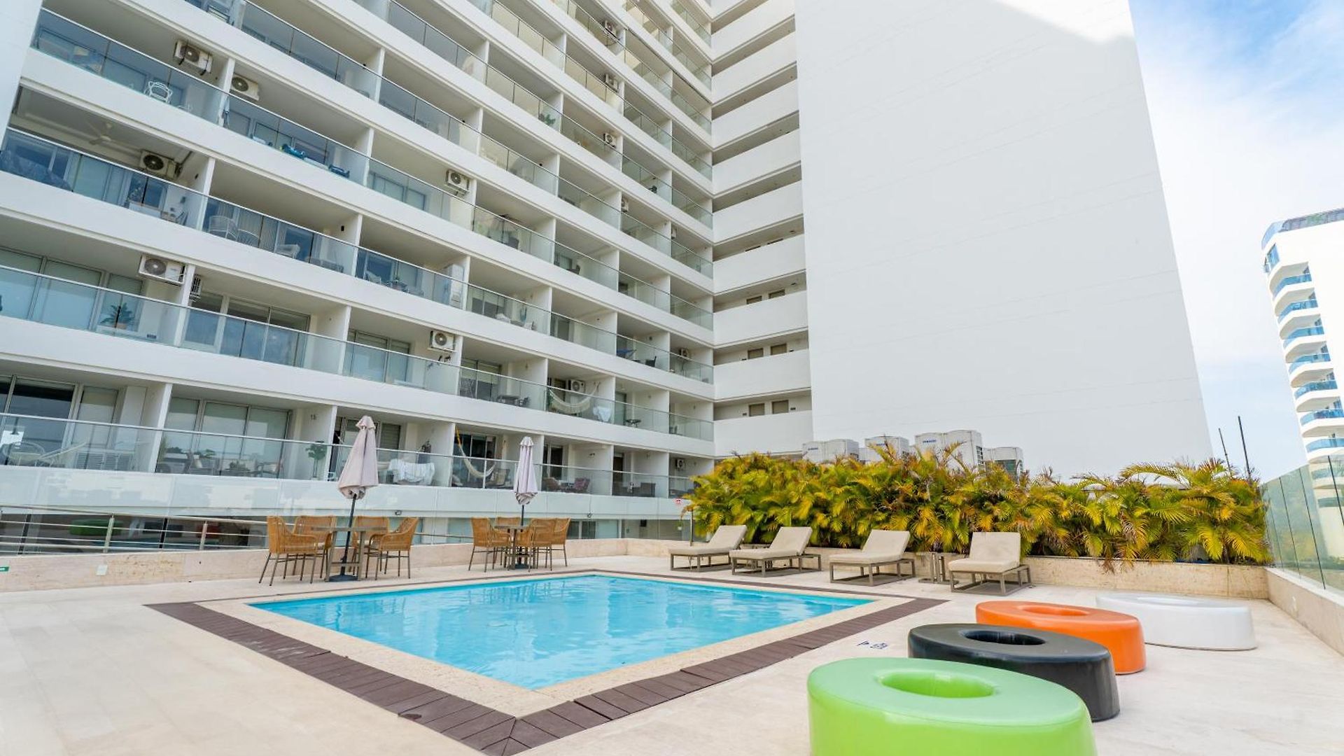Apartamento - Piscina - Jacuzzi - Cerca Aeropuerto Cartagena Beach Apartamento *