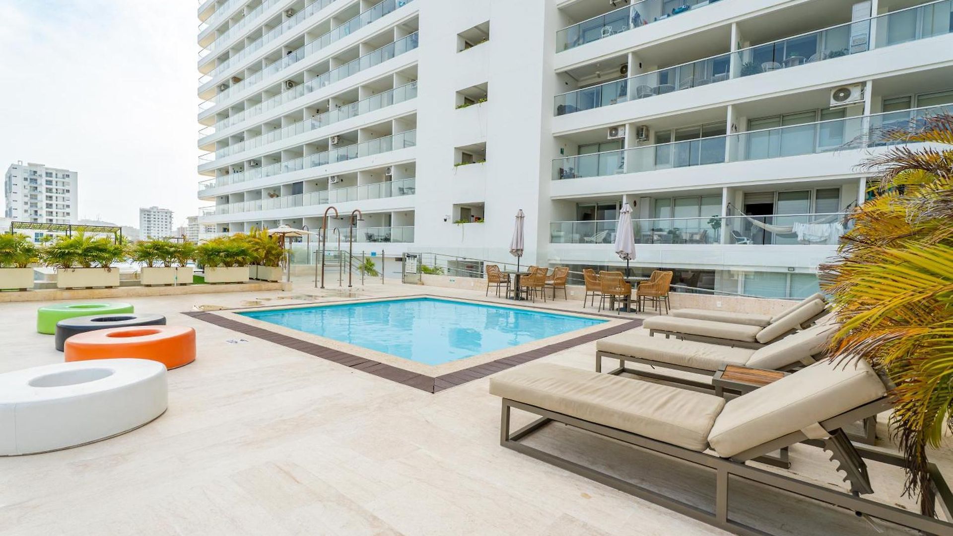 Apartamento - Piscina - Jacuzzi - Cerca Aeropuerto Cartagena Beach * Cartagena