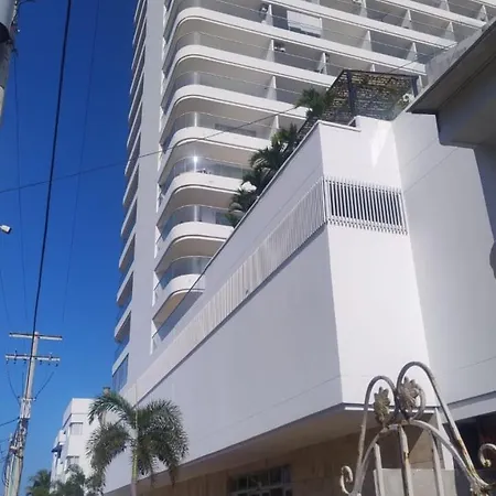 Apartamento - Piscina - Jacuzzi - Cerca Aeropuerto Cartagena Beach Cartagena