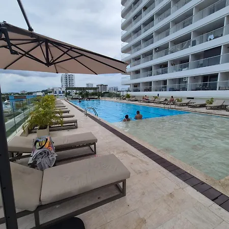 Apartamento - Piscina - Jacuzzi - Cerca Aeropuerto Cartagena Beach *
