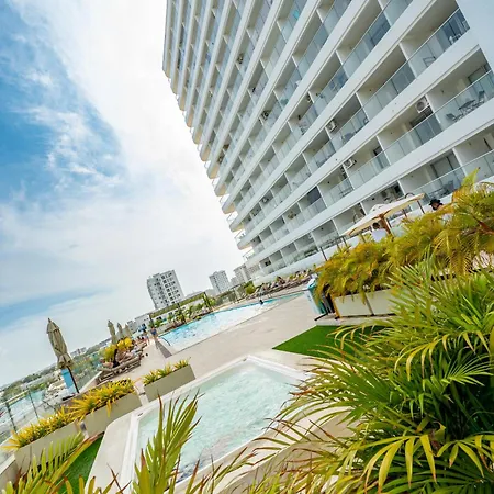 Apartamento - Piscina - Jacuzzi - Cerca Aeropuerto Cartagena Beach Cartagena
